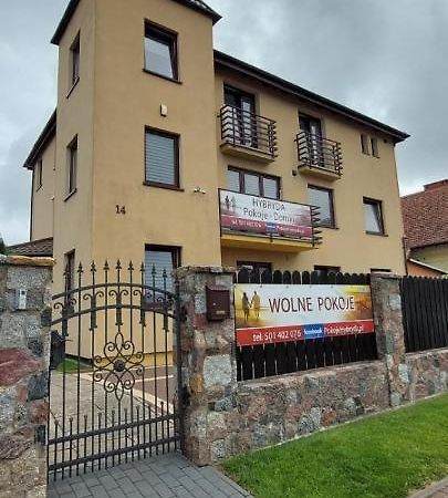 Hybryda Hotel Leba Exterior photo